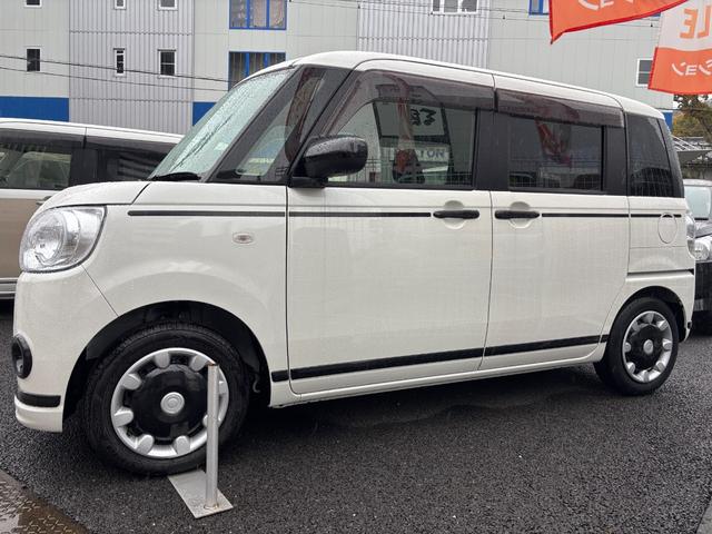 ムーヴキャンバスＧブラックアクセントＶＳ　ＳＡIII１４インチフルホイールキャップ　ＬＥＤヘッドランプ　キーフリーシステム　両側パワースライドドア　オートエアコン（プッシュ式）　オートライト　置きラクボックス（静岡県）の中古車