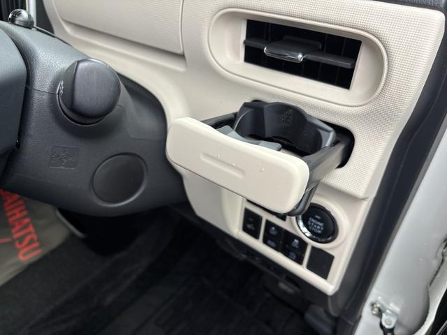 ムーヴキャンバスＧブラックアクセントＶＳ　ＳＡIII１４インチフルホイールキャップ　ＬＥＤヘッドランプ　キーフリーシステム　両側パワースライドドア　オートエアコン（プッシュ式）　オートライト　置きラクボックス（静岡県）の中古車