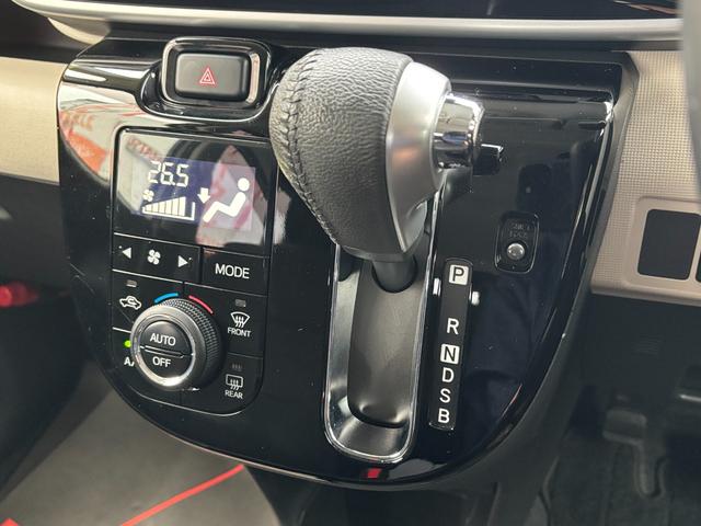 ムーヴキャンバスＧブラックアクセントＶＳ　ＳＡIII１４インチフルホイールキャップ　ＬＥＤヘッドランプ　キーフリーシステム　両側パワースライドドア　オートエアコン（プッシュ式）　オートライト　置きラクボックス（静岡県）の中古車