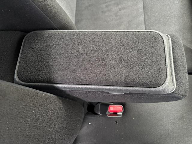 ムーヴキャンバスＧブラックアクセントＶＳ　ＳＡIII１４インチフルホイールキャップ　ＬＥＤヘッドランプ　キーフリーシステム　両側パワースライドドア　オートエアコン（プッシュ式）　オートライト　置きラクボックス（静岡県）の中古車