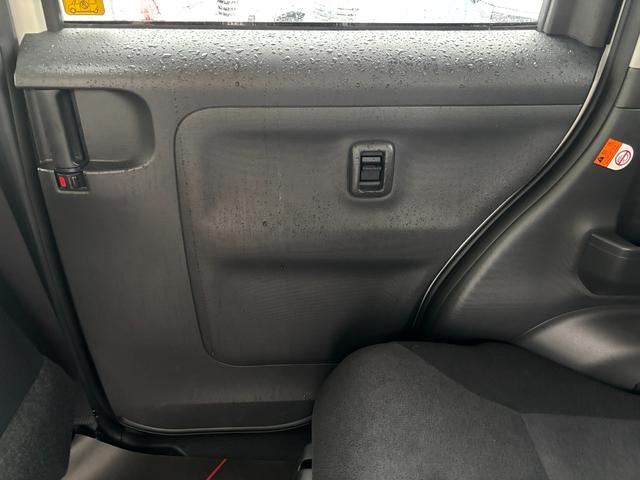 ムーヴキャンバスＧブラックアクセントＶＳ　ＳＡIII１４インチフルホイールキャップ　ＬＥＤヘッドランプ　キーフリーシステム　両側パワースライドドア　オートエアコン（プッシュ式）　オートライト　置きラクボックス（静岡県）の中古車