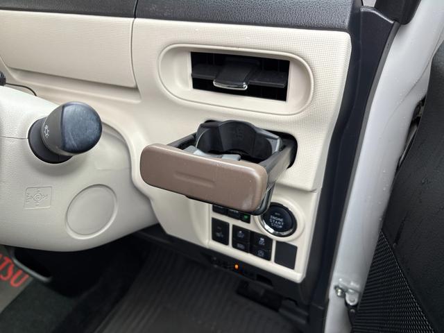 ムーヴキャンバスＧメイクアップＶＳ　ＳＡIII１４インチフルホイールキャップ　ＬＥＤヘッドランプ　キーフリーシステム　両側パワースライドドア　オートエアコン（プッシュ式）　オートライト　置きラクボックス（静岡県）の中古車