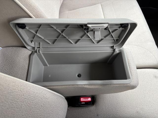 ムーヴキャンバスＧメイクアップＶＳ　ＳＡIII１４インチフルホイールキャップ　ＬＥＤヘッドランプ　キーフリーシステム　両側パワースライドドア　オートエアコン（プッシュ式）　オートライト　置きラクボックス（静岡県）の中古車