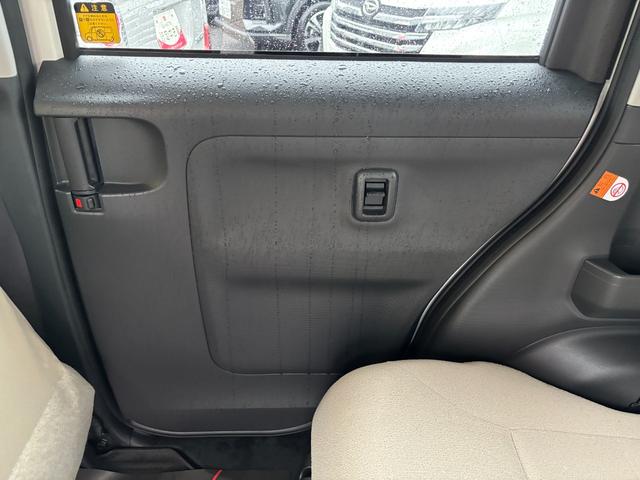 ムーヴキャンバスＧメイクアップＶＳ　ＳＡIII１４インチフルホイールキャップ　ＬＥＤヘッドランプ　キーフリーシステム　両側パワースライドドア　オートエアコン（プッシュ式）　オートライト　置きラクボックス（静岡県）の中古車