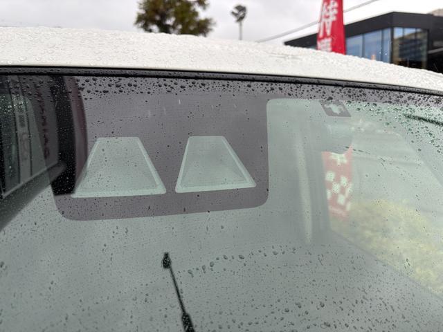 トールＧＬＥＤヘッドランプ　キーフリーシステム　プッシュボタンスタート　オートエアコン（プッシュ式）　両側パワースライドドア　マルチインフォメーションディスプレイ（静岡県）の中古車