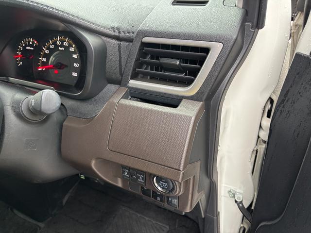 トールＧＬＥＤヘッドランプ　キーフリーシステム　プッシュボタンスタート　オートエアコン（プッシュ式）　両側パワースライドドア　マルチインフォメーションディスプレイ（静岡県）の中古車