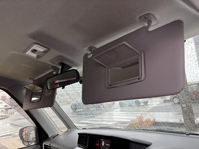 トールＧＬＥＤヘッドランプ　キーフリーシステム　プッシュボタンスタート　オートエアコン（プッシュ式）　両側パワースライドドア　マルチインフォメーションディスプレイ（静岡県）の中古車