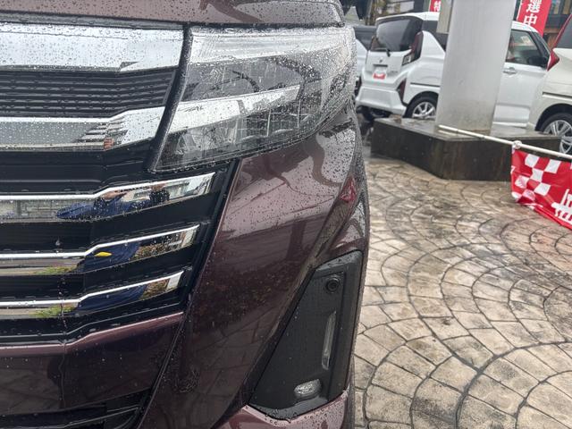 トールカスタムＧＬＥＤヘッドランプ　キーフリーシステム　プッシュボタンスタート　オートエアコン（プッシュ式）　両側パワースライドドア　マルチインフォメーションディスプレイ（静岡県）の中古車