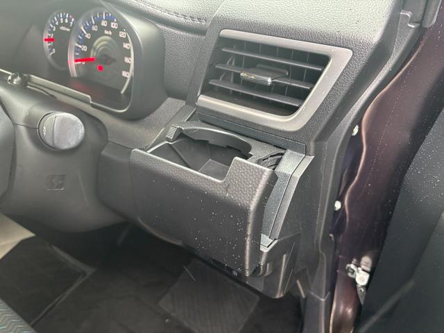 トールカスタムＧＬＥＤヘッドランプ　キーフリーシステム　プッシュボタンスタート　オートエアコン（プッシュ式）　両側パワースライドドア　マルチインフォメーションディスプレイ（静岡県）の中古車