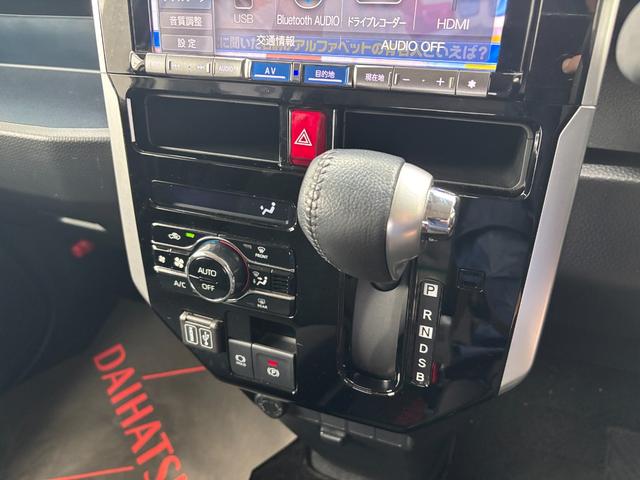 トールカスタムＧＬＥＤヘッドランプ　キーフリーシステム　プッシュボタンスタート　オートエアコン（プッシュ式）　両側パワースライドドア　マルチインフォメーションディスプレイ（静岡県）の中古車