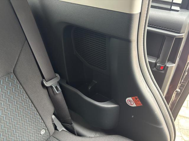 トールカスタムＧＬＥＤヘッドランプ　キーフリーシステム　プッシュボタンスタート　オートエアコン（プッシュ式）　両側パワースライドドア　マルチインフォメーションディスプレイ（静岡県）の中古車