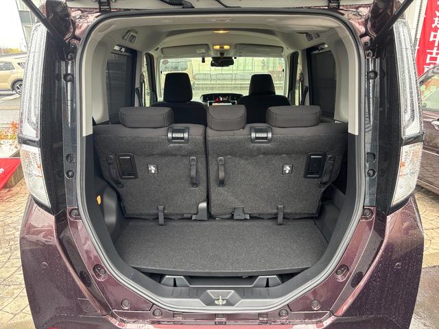 トールカスタムＧＬＥＤヘッドランプ　キーフリーシステム　プッシュボタンスタート　オートエアコン（プッシュ式）　両側パワースライドドア　マルチインフォメーションディスプレイ（静岡県）の中古車