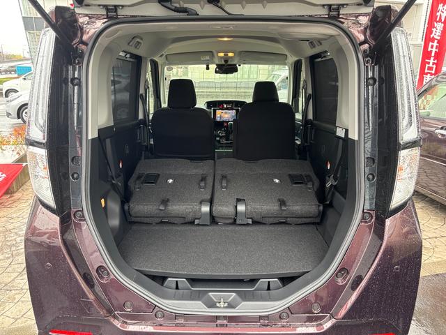 トールカスタムＧＬＥＤヘッドランプ　キーフリーシステム　プッシュボタンスタート　オートエアコン（プッシュ式）　両側パワースライドドア　マルチインフォメーションディスプレイ（静岡県）の中古車