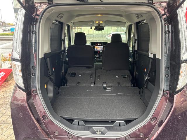 トールカスタムＧＬＥＤヘッドランプ　キーフリーシステム　プッシュボタンスタート　オートエアコン（プッシュ式）　両側パワースライドドア　マルチインフォメーションディスプレイ（静岡県）の中古車