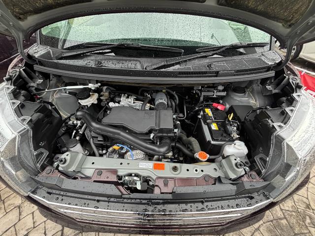 トールカスタムＧＬＥＤヘッドランプ　キーフリーシステム　プッシュボタンスタート　オートエアコン（プッシュ式）　両側パワースライドドア　マルチインフォメーションディスプレイ（静岡県）の中古車