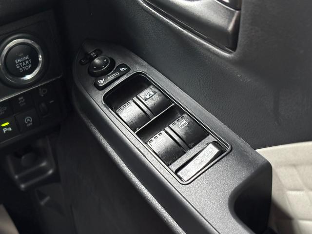 タントＸスペシャル１４インチフルホイールキャップ　フルＬＥＤヘッドランプ　オート格納式カラードドアミラー　ＴＦＴカラーマルチインフォメーションディスプレイ　フルファブリックシート（静岡県）の中古車