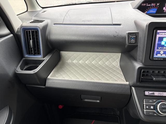 タントＸスペシャル１４インチフルホイールキャップ　フルＬＥＤヘッドランプ　オート格納式カラードドアミラー　ＴＦＴカラーマルチインフォメーションディスプレイ　フルファブリックシート（静岡県）の中古車