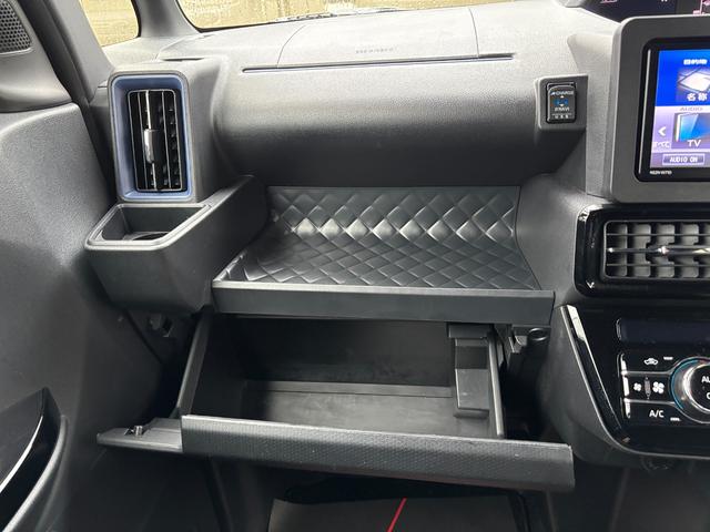 タントカスタムX14インチアルミホイール 大型エアロバンパー フルLEDヘッドランプ オート格納式カラードドアミラー 両側パワースライドドア キーフリーシステム プッシュボタンスタート(静岡県)の中古車