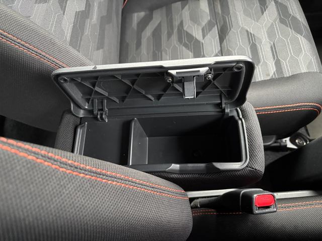 タフトGターボ15インチアルミホイール オートレベリング機能付フルLEDヘッドランプ LEDフォグランプ 本革巻ステアリングホイール 本革巻インパネセンターシフト TFTカラーマルチインフォメーションディスプレイ(静岡県)の中古車