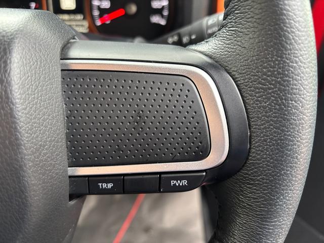 タフトG15インチアルミホイール オートレベリング機能付フルLEDヘッドランプ LEDフォグランプ 本革巻ステアリングホイール 本革巻インパネセンターシフト TFTカラーマルチインフォメーションディスプレイ(静岡県)の中古車