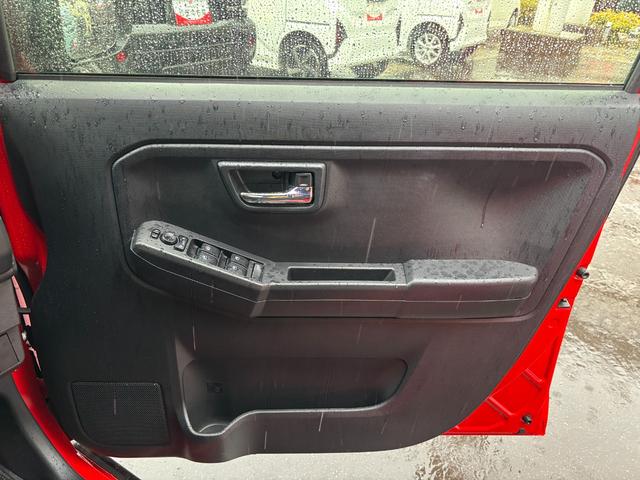 タフトG15インチアルミホイール オートレベリング機能付フルLEDヘッドランプ LEDフォグランプ 本革巻ステアリングホイール 本革巻インパネセンターシフト TFTカラーマルチインフォメーションディスプレイ(静岡県)の中古車