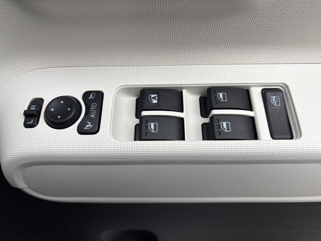 ムーヴキャンバスストライプスＧターボ１４インチフルホイールキャップ　ＬＥＤヘッドランプ　ＬＥＤフォグランプ　ホっとカップホルダー　両側パワースライドドア　キーフリーシステム　プッシュボタンスタート　ＵＶカットガラス（静岡県）の中古車