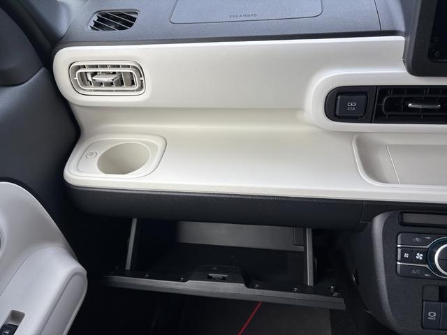 ムーヴキャンバスストライプスＧターボ１４インチフルホイールキャップ　ＬＥＤヘッドランプ　ＬＥＤフォグランプ　ホっとカップホルダー　両側パワースライドドア　キーフリーシステム　プッシュボタンスタート　ＵＶカットガラス（静岡県）の中古車