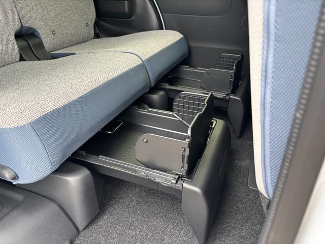 ムーヴキャンバスストライプスＧターボ１４インチフルホイールキャップ　ＬＥＤヘッドランプ　ＬＥＤフォグランプ　ホっとカップホルダー　両側パワースライドドア　キーフリーシステム　プッシュボタンスタート　ＵＶカットガラス（静岡県）の中古車