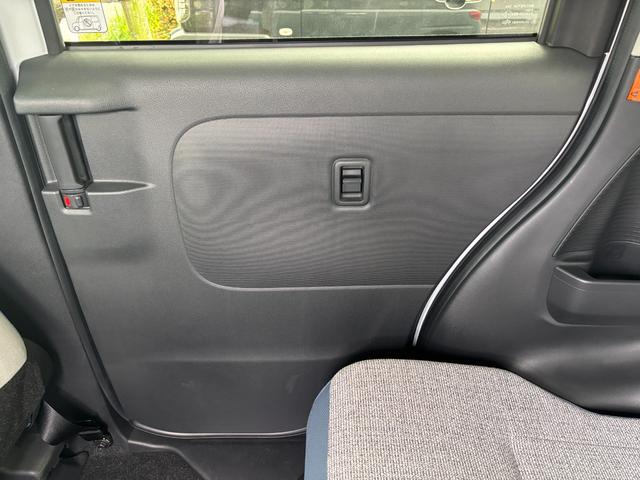 ムーヴキャンバスストライプスＧターボ１４インチフルホイールキャップ　ＬＥＤヘッドランプ　ＬＥＤフォグランプ　ホっとカップホルダー　両側パワースライドドア　キーフリーシステム　プッシュボタンスタート　ＵＶカットガラス（静岡県）の中古車