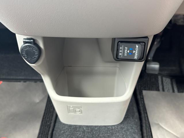 キャストスタイルG VS SAIIIシートヒーター ウレタンステアリングホイール 15インチアルミホイール BiAngleLEDヘッドランプ LEDフォグランプ LEDフロントパーソナルランプ LEDルームランプ(静岡県)の中古車