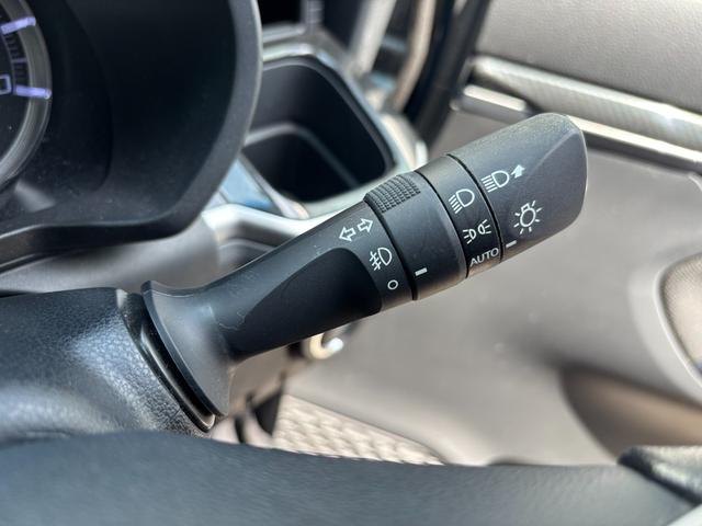 ムーヴカスタム Xリミテッド SAIII14インチアルミホイール スーパーUVIRカットガラス ウレタンステアリングホイール ウレタンインパネセンターシフト LEDルームランプ(静岡県)の中古車