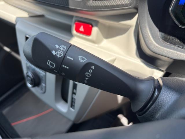 ミライースG SAIII14インチアルミホイール LEDヘッドランプ オート格納式カラードドアミラー 自発光式デジタルメーターブルーイルミネーションメーター オートエアコン(プッシュ式) キーフリーシステム(静岡県)の中古車