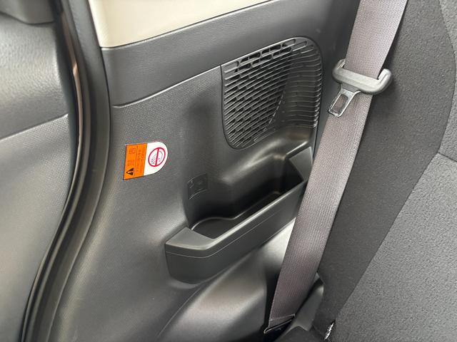 ムーヴキャンバスGブラックインテリアVS SAIII14インチフルホイールキャップ LEDヘッドランプ キーフリーシステム 両側パワースライドドア オートエアコン(プッシュ式) オートライト 置きラクボックス(静岡県)の中古車