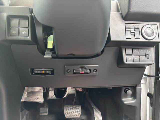 タントX 雹害車14インチフルホイールキャップ フルLEDヘッドランプ オート格納式カラードドアミラー 左側パワースライドドア TFTカラーマルチインフォメーションディスプレイ フルファブリックシート(静岡県)の中古車