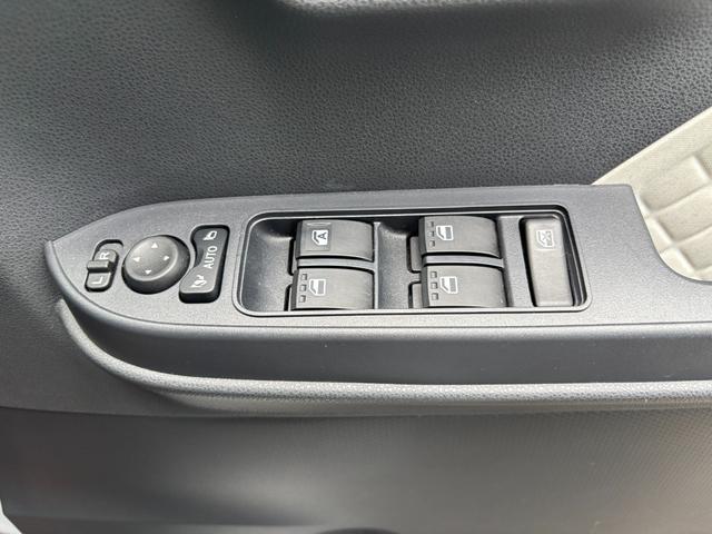 タントX 雹害車14インチフルホイールキャップ フルLEDヘッドランプ オート格納式カラードドアミラー 左側パワースライドドア TFTカラーマルチインフォメーションディスプレイ フルファブリックシート(静岡県)の中古車