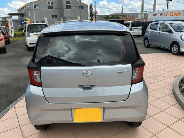 ミライースＬ　ＳＡIII１３インチフルホイールキャップ　マルチリフレクターハロゲンヘッドランプ　可倒式ドアミラー　自発光式デジタルメーターアンバーイルミネーションメーター　マニュアルエアコン（ダイヤル式）　キーレスエントリー（静岡県）の中古車