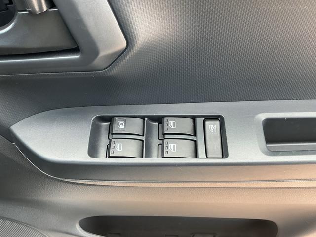 ミライースＬ　ＳＡIII１３インチフルホイールキャップ　マルチリフレクターハロゲンヘッドランプ　可倒式ドアミラー　自発光式デジタルメーターアンバーイルミネーションメーター　マニュアルエアコン（ダイヤル式）　キーレスエントリー（静岡県）の中古車