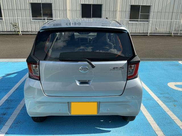 ミライースＬ　ＳＡIII１３インチフルホイールキャップ　マルチリフレクターハロゲンヘッドランプ　可倒式ドアミラー　自発光式デジタルメーターアンバーイルミネーションメーター　マニュアルエアコン（ダイヤル式）　キーレスエントリー（静岡県）の中古車