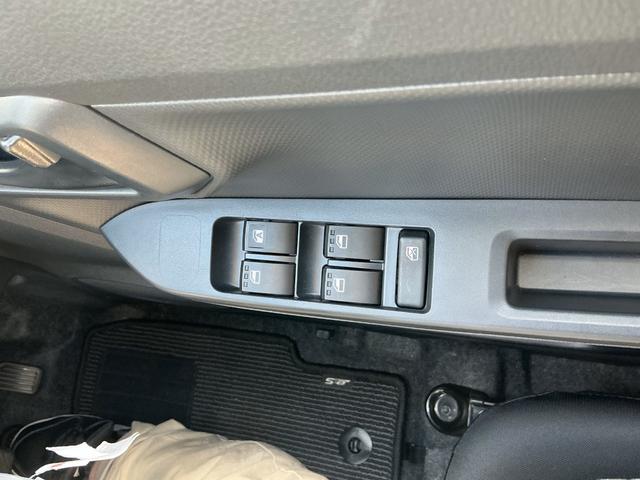 ミライースＬ　ＳＡIII１３インチフルホイールキャップ　マルチリフレクターハロゲンヘッドランプ　可倒式ドアミラー　自発光式デジタルメーターアンバーイルミネーションメーター　マニュアルエアコン（ダイヤル式）　キーレスエントリー（静岡県）の中古車
