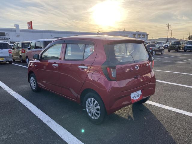 ミライースL SAIII13インチフルホイールキャップ マルチリフレクターハロゲンヘッドランプ 可倒式ドアミラー 自発光式デジタルメーターアンバーイルミネーションメーター マニュアルエアコン(ダイヤル式) キーレスエントリー(静岡県)の中古車