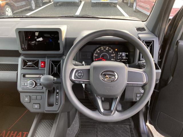 タフトX15インチスチールホイール(ブラック塗装) マニュアルレベリング機能付フルLEDヘッドランプ マルチインフォメーションディスプレイ(静岡県)の中古車