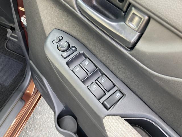 ムーヴＸキーフリーシステム　プッシュボタンスタート　ＬＥＤヘッドライト　１４インチフルホイールキャップ　マルチインフォメーションディスプレイ　左側パワースライドドア（静岡県）の中古車