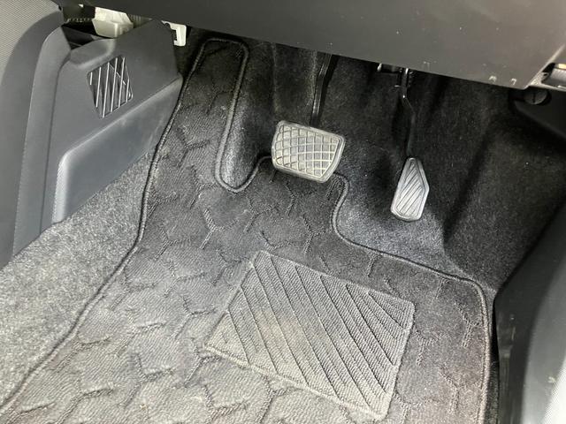ロッキーＧ１７インチアルミホイール　ＵＶＩＲカット遮音ガラス　フルＬＥＤヘッドランプ　運転席・助手席シートヒーター　ウレタンステアリングホイール　本革シフトノブ　アクティブマルチインフォメーションメーター（静岡県）の中古車