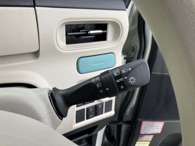 ムーヴキャンバスＧメイクアップリミテッド　ＳＡIII１４インチフルホイールキャップ　ＬＥＤヘッドランプ　キーフリーシステム　両側パワースライドドア　オートエアコン（プッシュ式）　オートライト　置きラクボックス（静岡県）の中古車