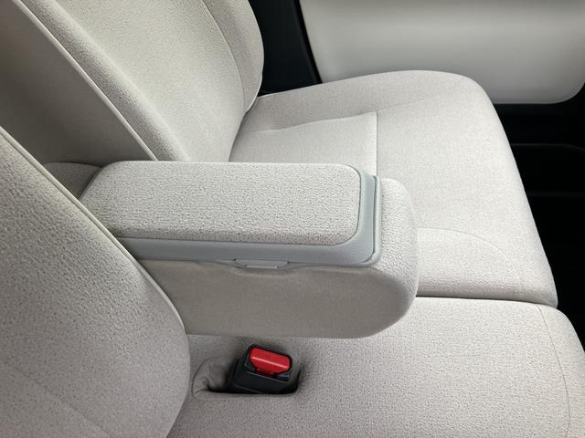 ムーヴキャンバスＧメイクアップリミテッド　ＳＡIII１４インチフルホイールキャップ　ＬＥＤヘッドランプ　キーフリーシステム　両側パワースライドドア　オートエアコン（プッシュ式）　オートライト　置きラクボックス（静岡県）の中古車