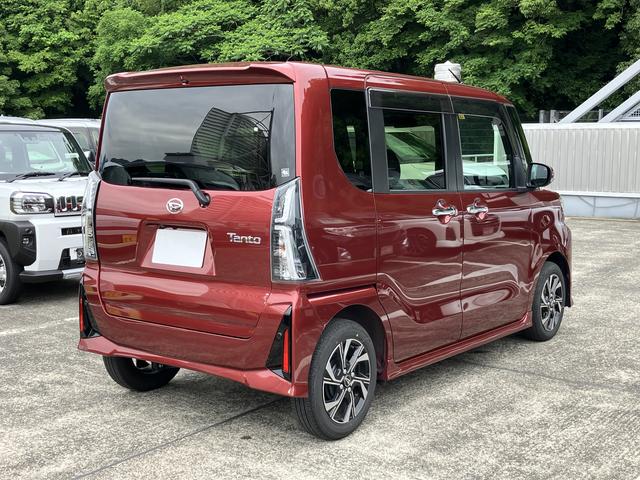 タントカスタムＸ１４インチアルミホイール　大型エアロバンパー　フルＬＥＤヘッドランプ　オート格納式カラードドアミラー　両側パワースライドドア　キーフリーシステム　プッシュボタンスタート（静岡県）の中古車