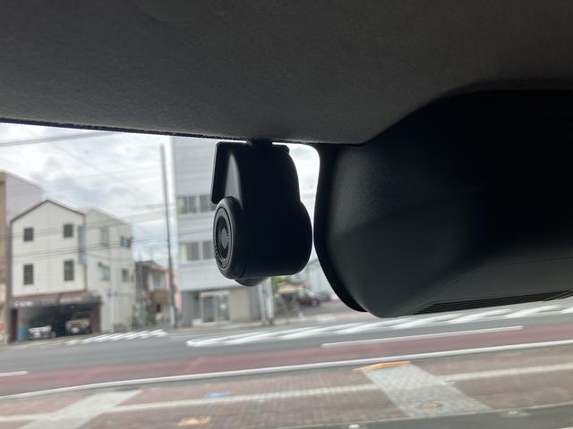 タントＸセレクション３６０度スーパーＵＶＩＲカットガラス　格納式シートバックテーブル　シートバックポケット　運転席シートリフター　チルトステアリング　シートヒーター　リヤヒーターダクト（静岡県）の中古車