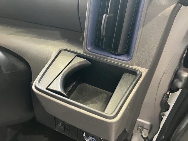 タントＸセレクション３６０度スーパーＵＶＩＲカットガラス　格納式シートバックテーブル　シートバックポケット　運転席シートリフター　チルトステアリング　シートヒーター　リヤヒーターダクト（静岡県）の中古車