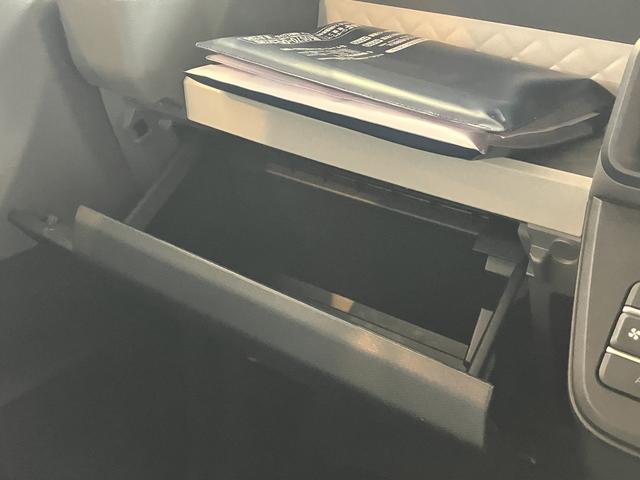 タントＸセレクション３６０度スーパーＵＶＩＲカットガラス　格納式シートバックテーブル　シートバックポケット　運転席シートリフター　チルトステアリング　シートヒーター　リヤヒーターダクト（静岡県）の中古車