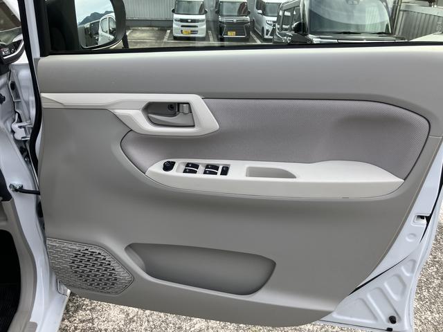 ムーヴＬ　ＳＡIII１４インチフルホイールキャップ　ＵＶカットゴラス（フロントドア）　ウレタンステアリングホイール　キーレスエントリー　マニュアルエアコン（ダイヤル式）（静岡県）の中古車